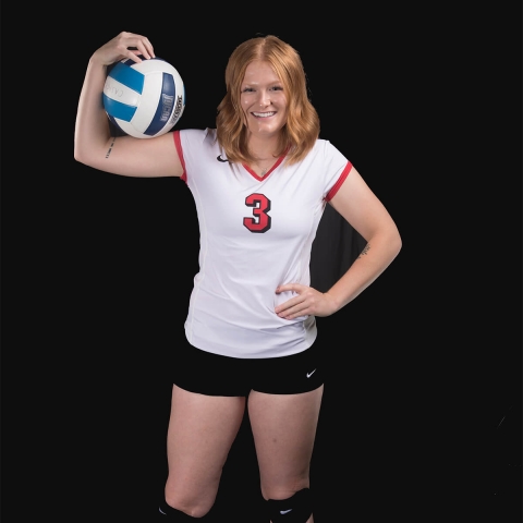 Volleyball 2018 – Q&A: Meet Emma Rogers