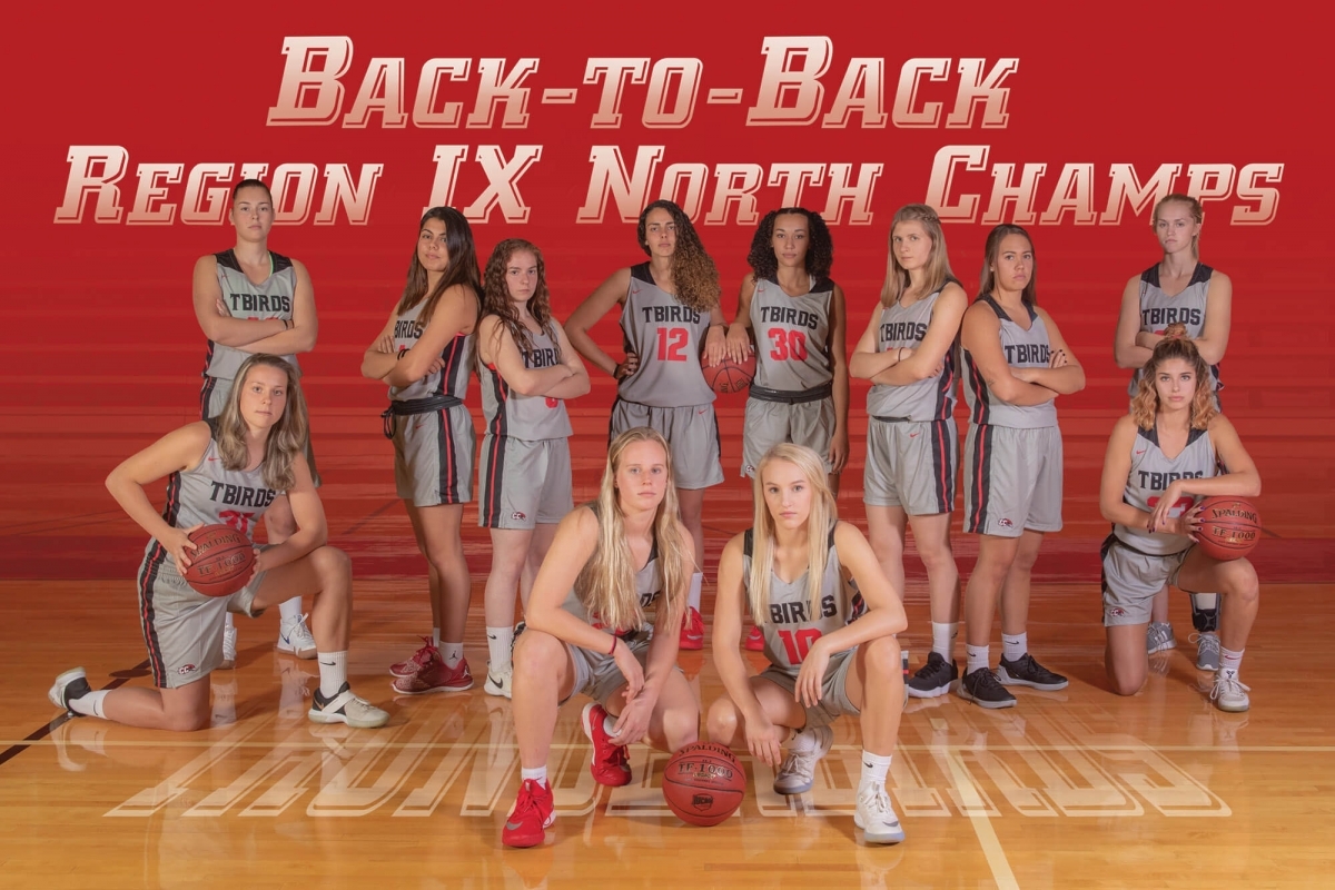 Photo of the 2018-2019 Casper College Women's Basketball team.