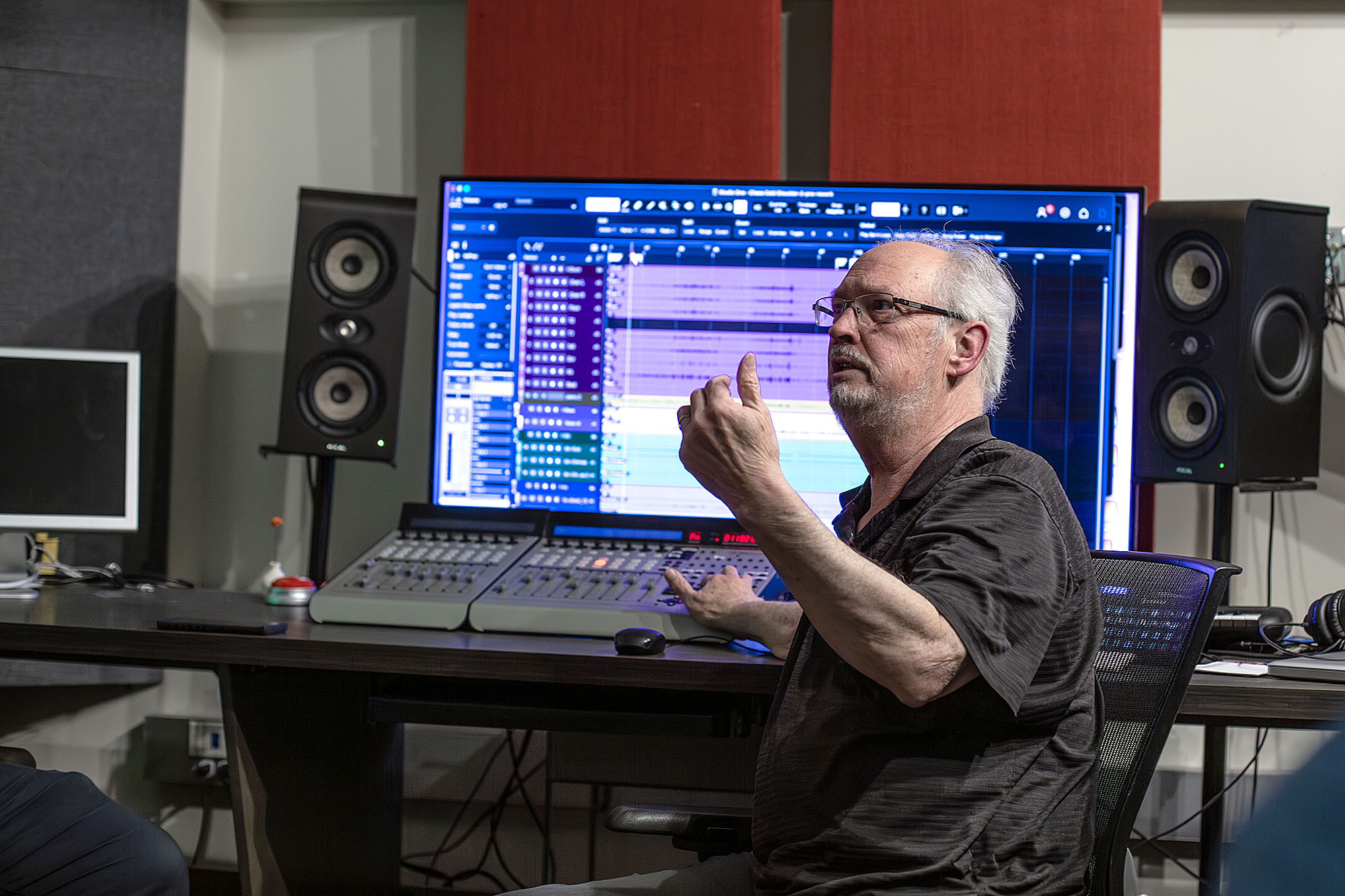 Photo of Larry Burger teaching in the class "Sound Reinforcement II."
