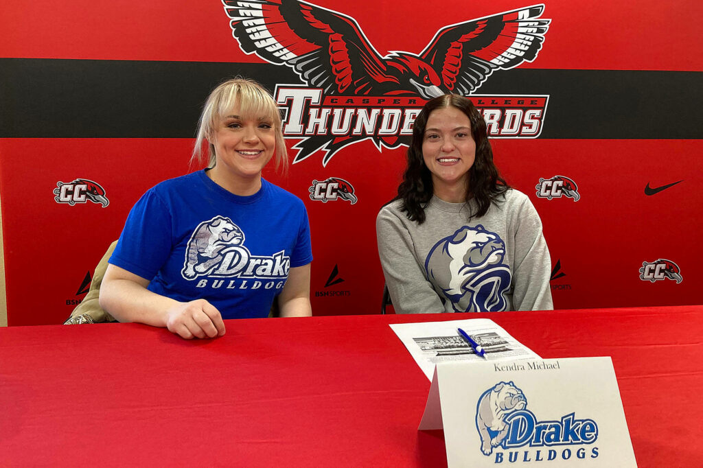 Photo of Courtney and Kendra Michael.