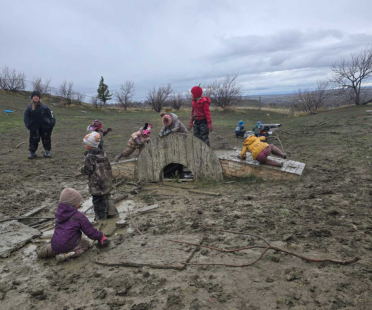 20250428_094042 kids participating in mudplay at the eclc